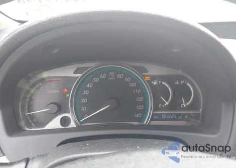 2010 Toyota Venza Base V6 z USA, uszkodzony, nr VIN 4T3BK3BB3AU037186